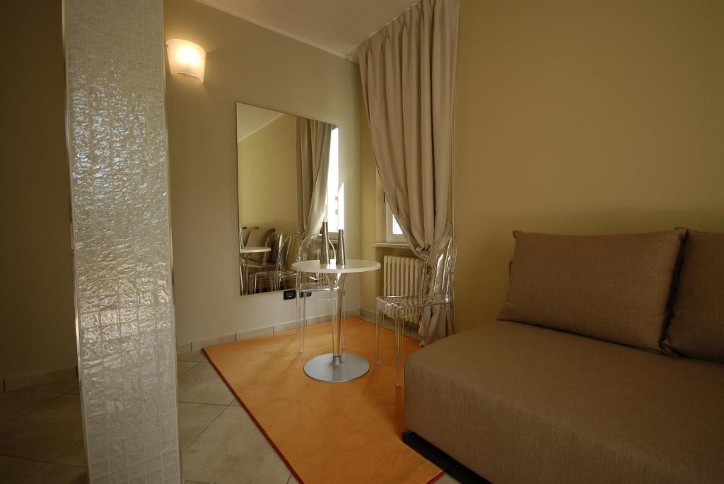 Relais Corte Bergamini Peschiera del Garda Room photo