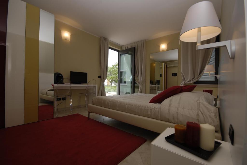 Relais Corte Bergamini Peschiera del Garda Room photo